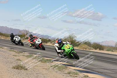 media/Nov-16-2025-Race Pace (Sun) [[8c5fa54630]]/Non Verified Riders (1st 20 Minutes)/3-Turn 3 Inside (11am)/